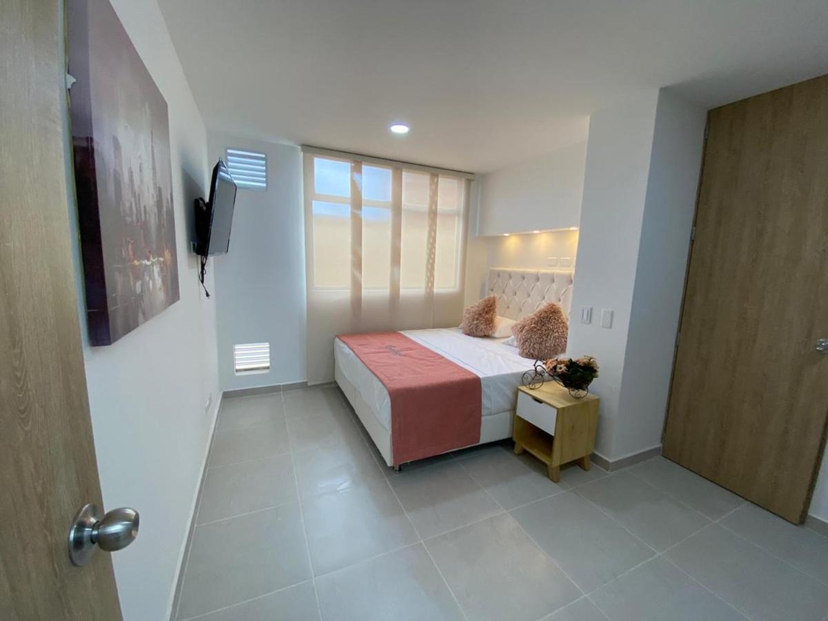 Apartamento Frente Al Malecon Guatape Exterior photo
