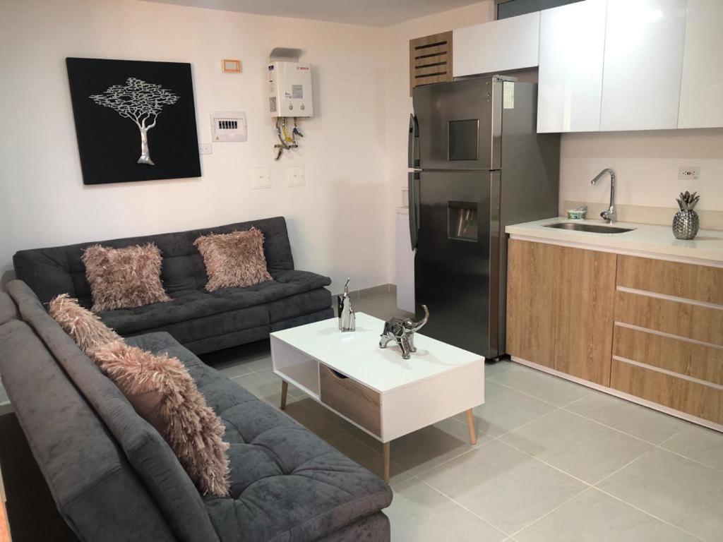 Apartamento Frente Al Malecon Guatape Exterior photo